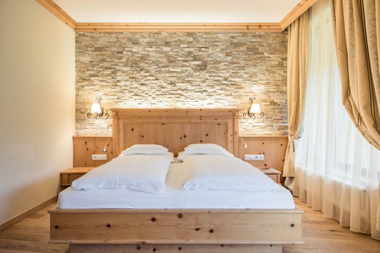 Hotel Petrus Brunico Exterior photo